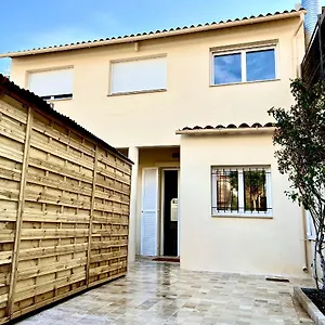 Maison De De 6 Confort Inclus à , Cannes France